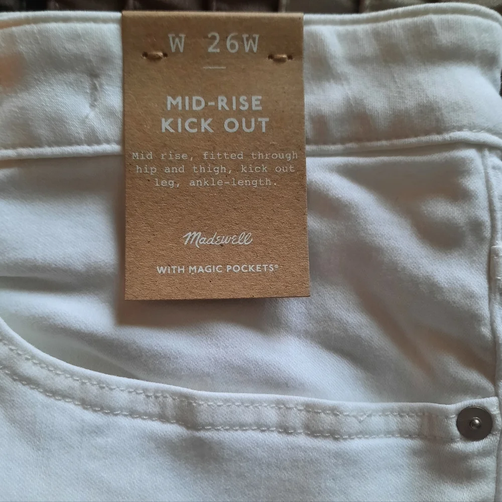Madewell Women's Cropped White Jeans - Picture 7 of 8